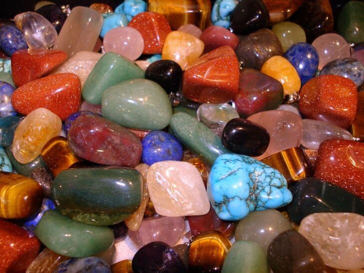 colored stones as talismans of good luck